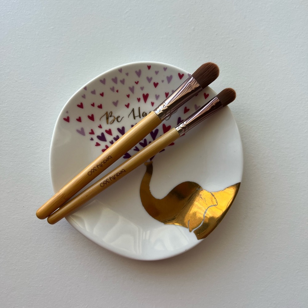 NWOT Beauty 360 brushes